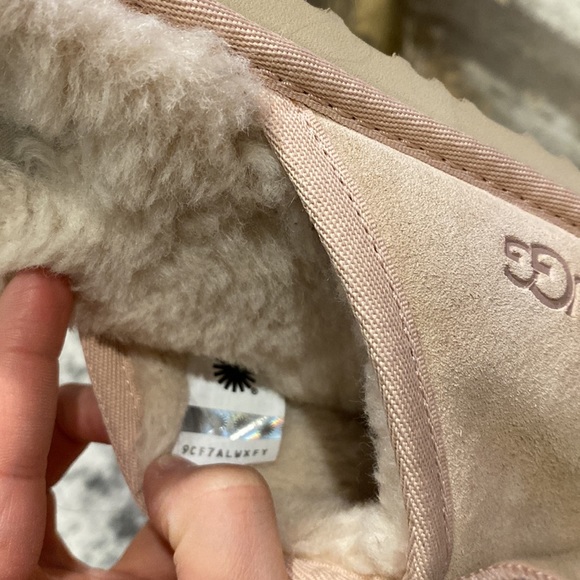 Authentic UGG Keegan Slippers Woman SZ 6 Baby Pink Color - Picture 12 of 14